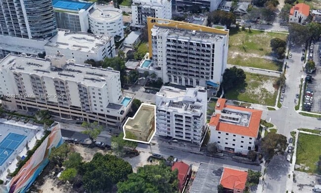Foto del edificio - 437 NE 30th St