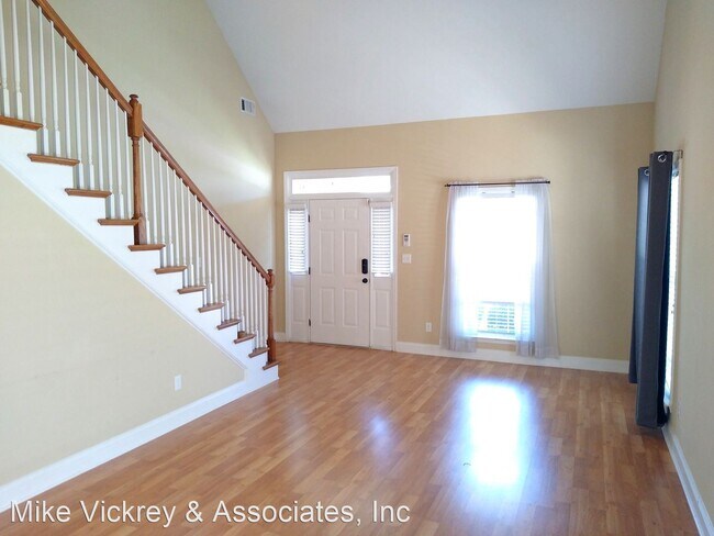 Foto del edificio - 3 br, 2.5 bath House - 2940 Aylesbury Drive