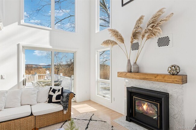 Foto del edificio - 845 Budds Pond Rd