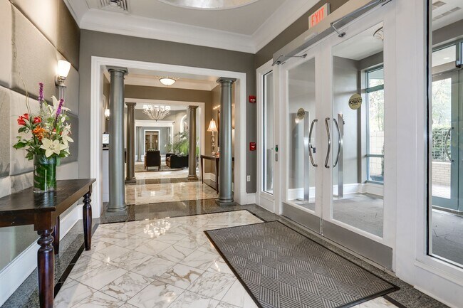 Foto del edificio - 851 N Glebe Rd