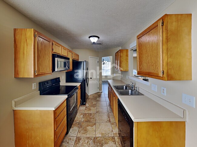 Foto del edificio - 1602 Twin Ledge Ct