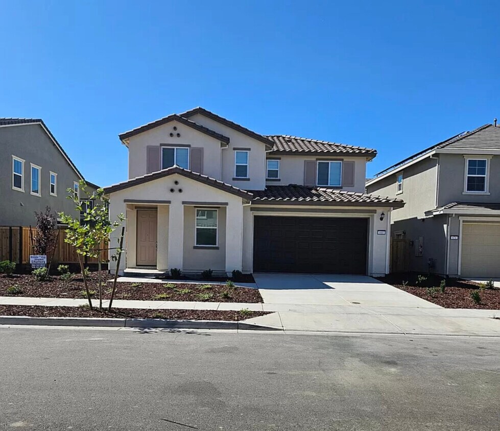 664 Rosedale Wy, Lathrop, CA 95330 House Rental in Lathrop, CA