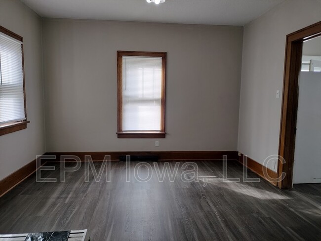 Foto del edificio - 1138 Williston Ave