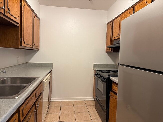 Building Photo - 11271 Florida Blvd