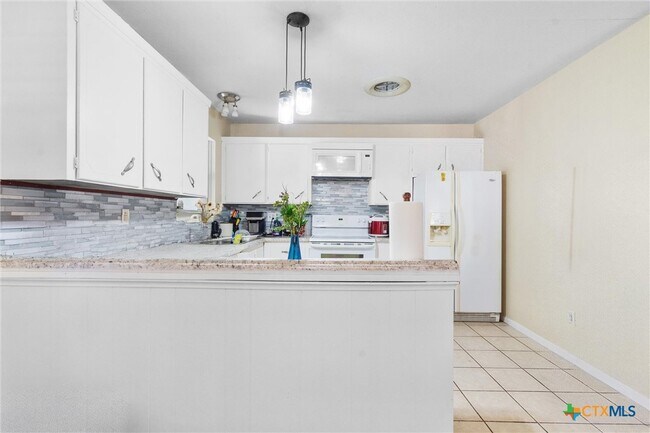 Foto del edificio - 1820 Gaynor Dr