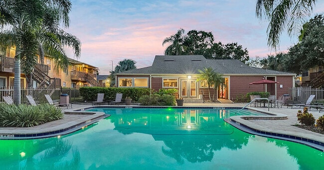 Foto del edificio - Courtney Cove Apartment Homes