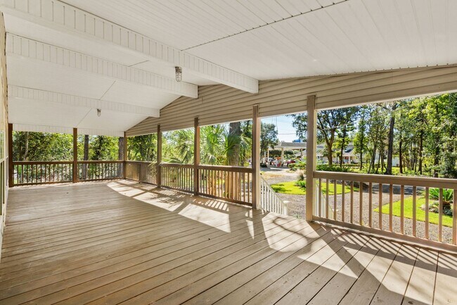 Foto del edificio - Spacious 4 Bedroom 2 bath home in Pawley's Island