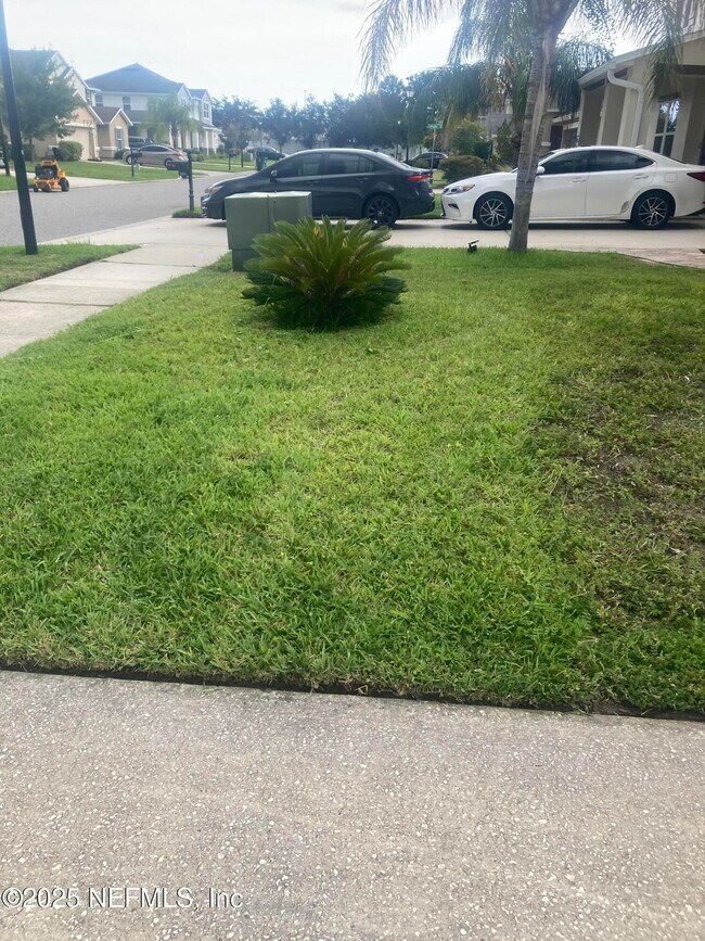 Foto del edificio - 12248 Woodview Dr