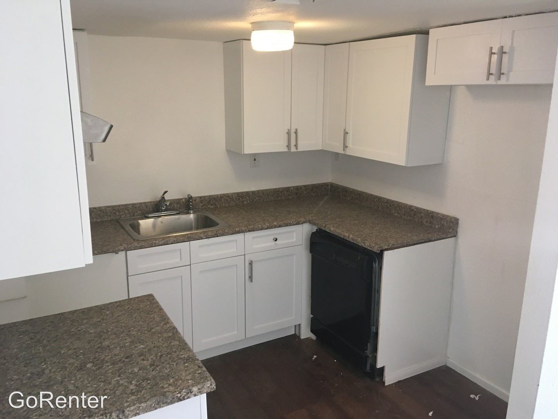 Primary Photo - 2 br, 1 bath House - 2662 N 43rd ave #16B
