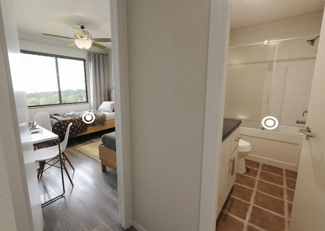 Interior Photo - Highland Parc North