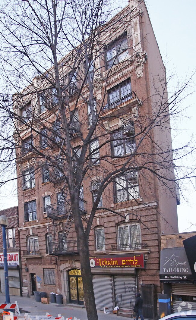 Building Photo - 348 Roebling St
