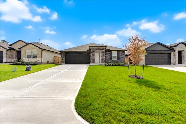 Building Photo - 40650 Balsam Run Ln