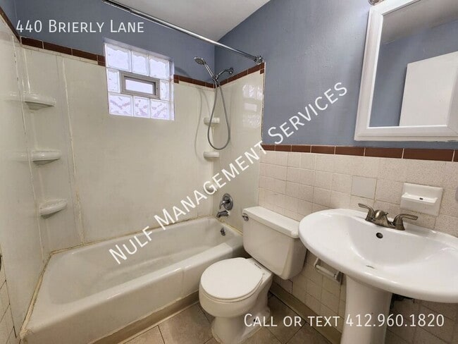 Foto del edificio - 440 Brierly Ln