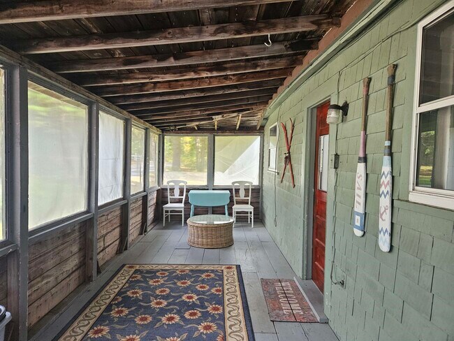 Foto del edificio - 120 Wells Village Rd