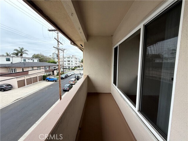 Foto del edificio - 8665 Chalmers Dr
