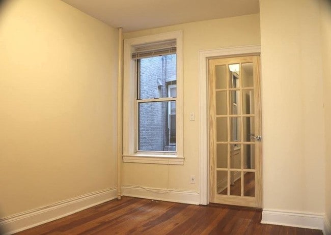 Building Photo - 5323 Skillman Ave