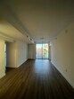 Foto principal - 560 SW 3rd St