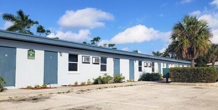 Building Photo - 632 W 7th St