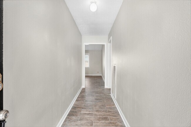 Building Photo - 3214 White Sail