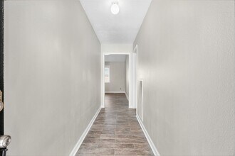 Building Photo - 3214 White Sail