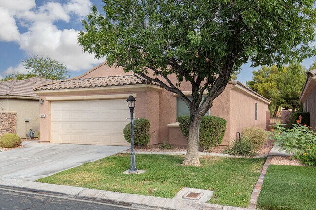 Foto del edificio - 3445 Blue Ash Ln