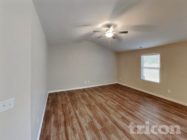 Building Photo - 4605 Hazelburn Dr