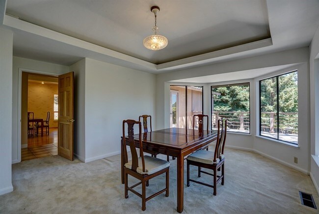 Foto del edificio - Large Home with Views