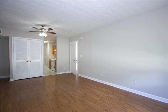 Foto del edificio - 1687 Cannonball Ct NW