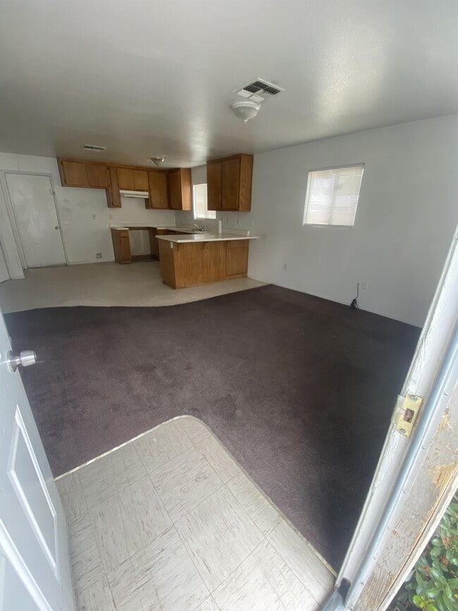 293 Nickel St, Shafter, CA 93263 House Rental in Shafter, CA