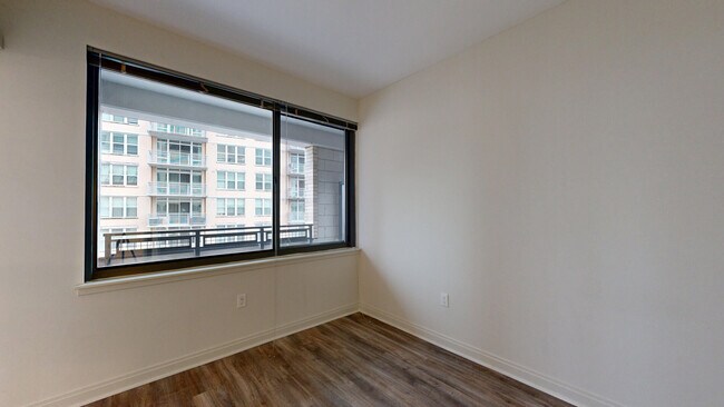Interior Photo - Eleven55 Ripley