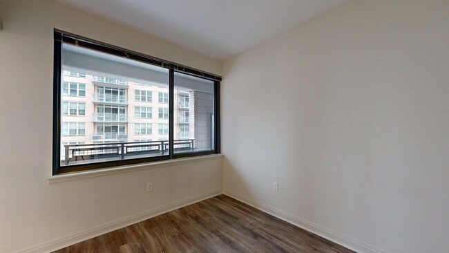 Interior Photo - Eleven55 Ripley