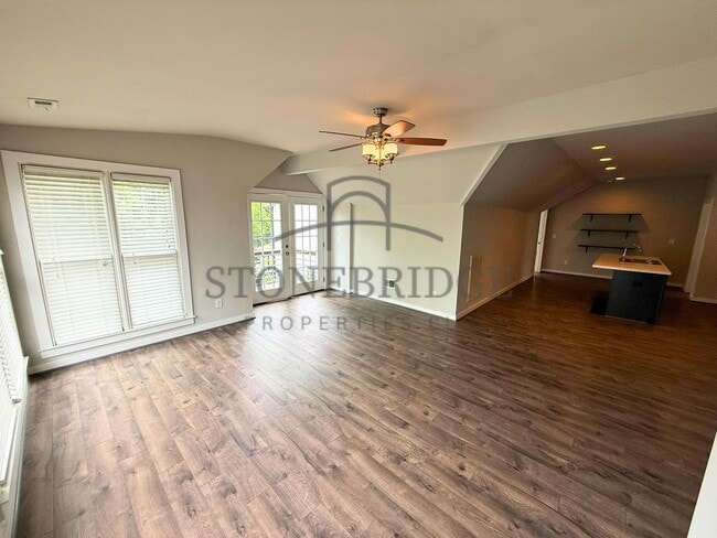 Building Photo - 2 bed, 2 bath in Helena