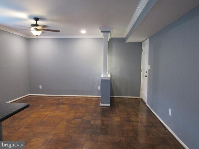 Foto del edificio - 4409 Falls Bridge Dr