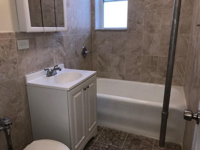 Foto principal - 1613 Radcliff Ave