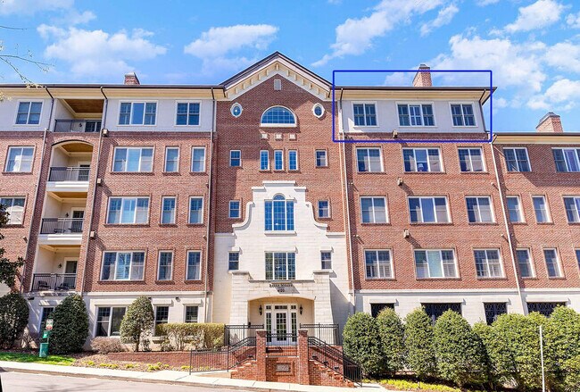 Building Photo - 4120 Ridgefield Dr