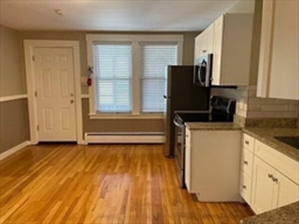 Foto del edificio - 333 Oak Hill Rd