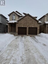 Building Photo - 406 Sophia Cres