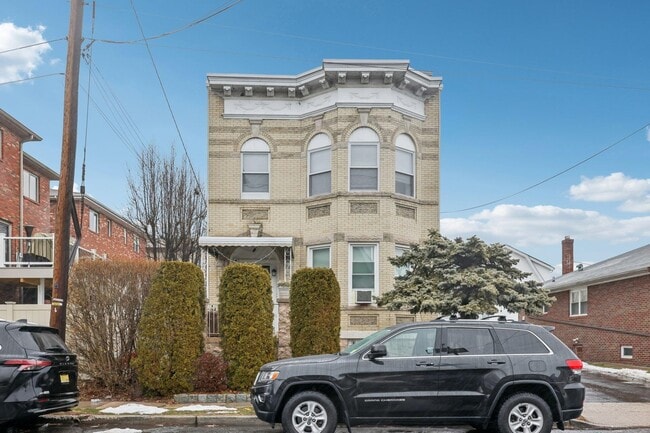 Foto del edificio - 239 Desoto Pl