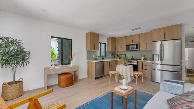 Foto del edificio - 4112 Prospect Ave