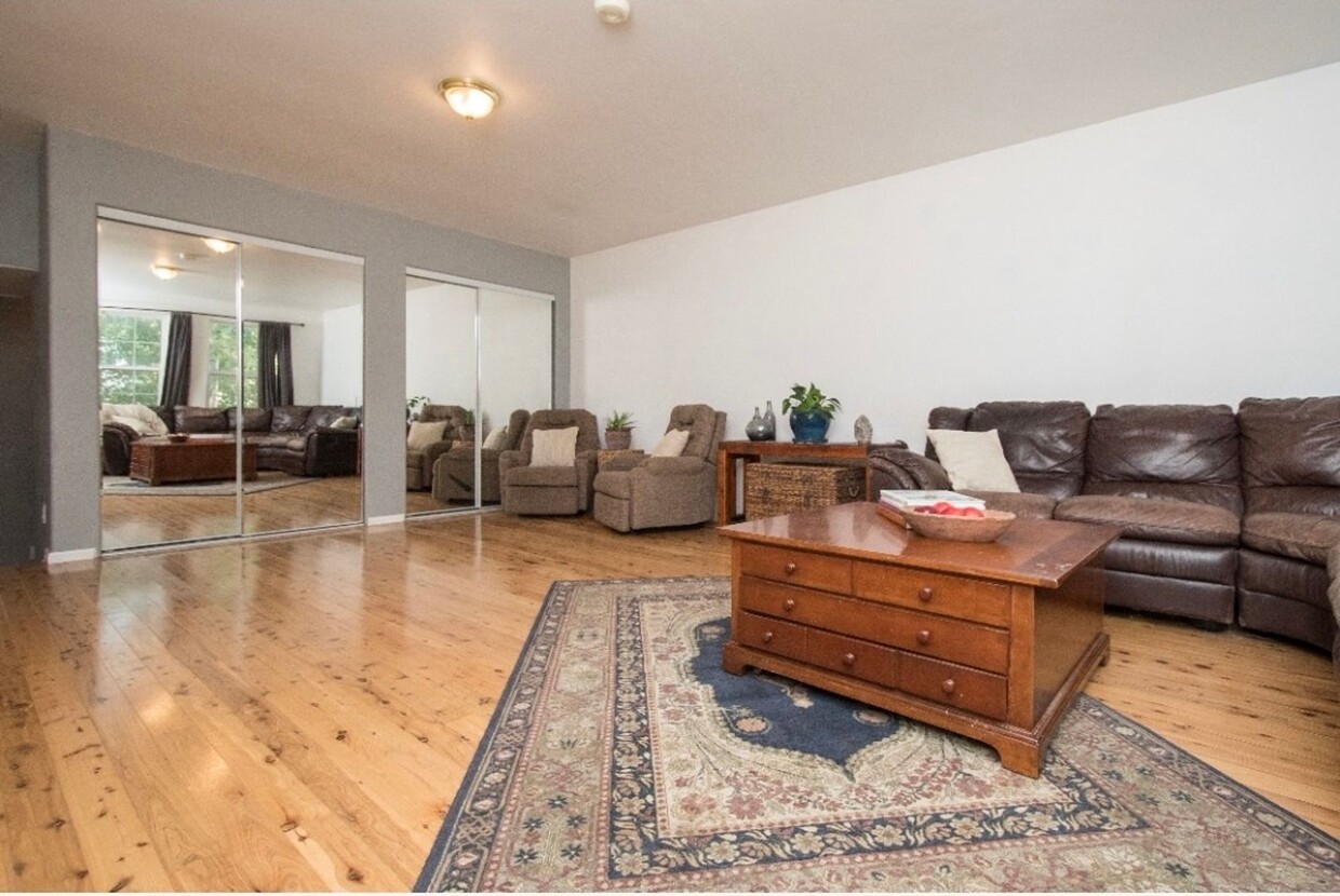 Foto principal - RARE Furnished Rental on Jackson Lake!