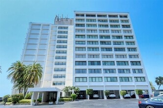 Building Photo - 4822 Ocean Blvd