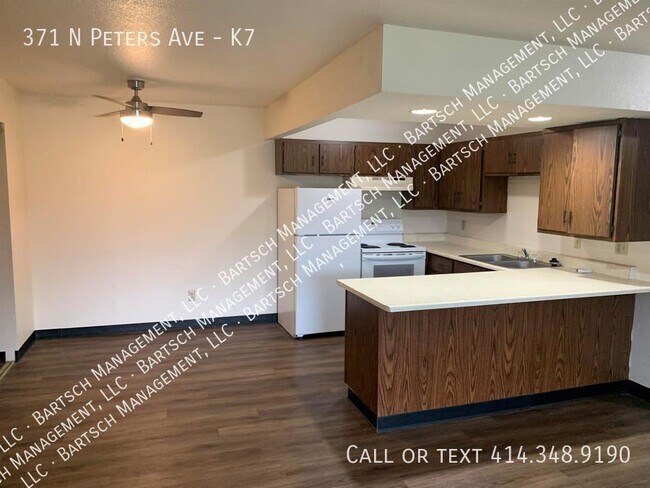 Foto del edificio - 371 N Peters Ave