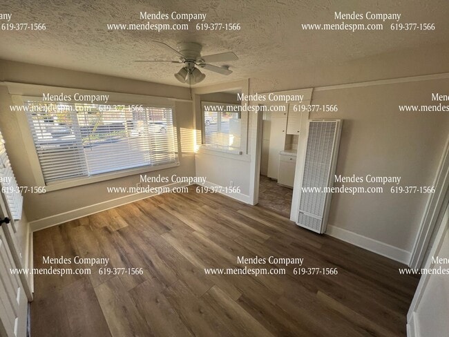 Building Photo - 623 W Kalmia St