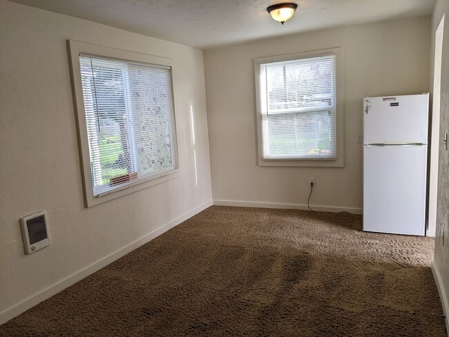 Foto del edificio - Nice Studio Apartment In Springfield!