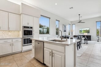 Building Photo - 10831 E White Feather Ln