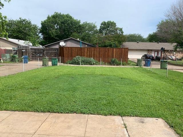 Building Photo - 5041 Amhurst Ln