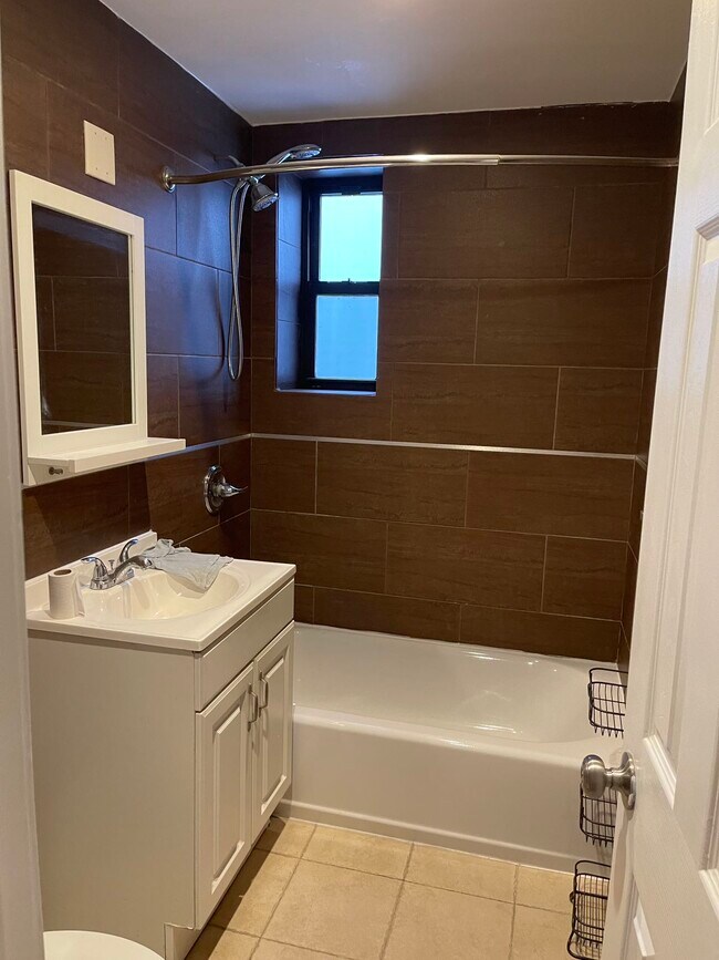 Foto del edificio - 1246 74th St