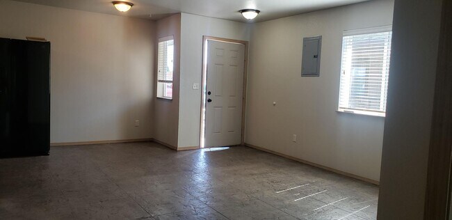 Foto del edificio - 13914 W Redding Dr