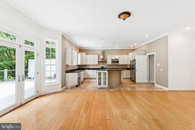 Foto del edificio - 6504 Divine St