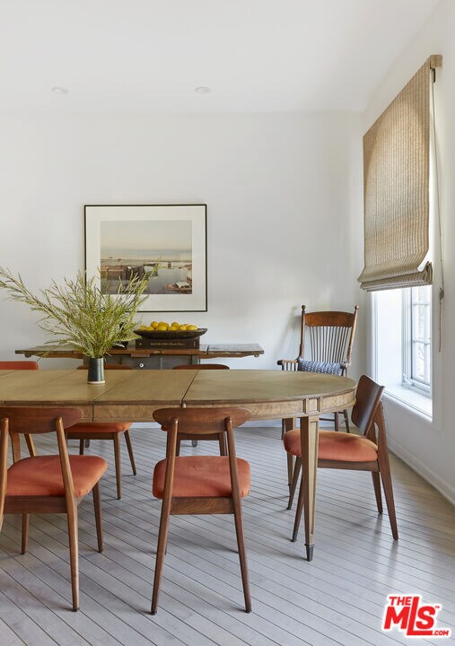Foto del edificio - 1439 Queens Way